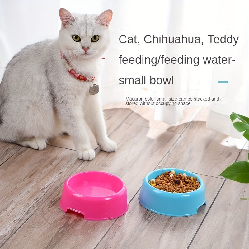 Stackable Plastic Cat and Small Dog Bowls - Pet Feeding/Water Bowls for Cats and Chihuahuas - Classic American Style Pet Food Dish - Set of Multiple Basic Animal Feeders
