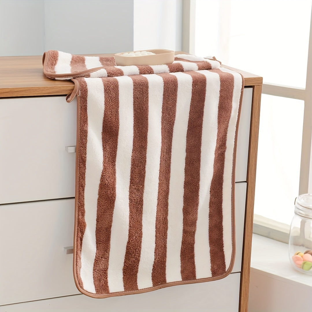 Ultra-Soft Coral Velvet Pet Towel - Striped, Absorbent Bath & Grooming Cloth For Dogs And Cats Dog Bath Accessories Pet Grooming Hammock