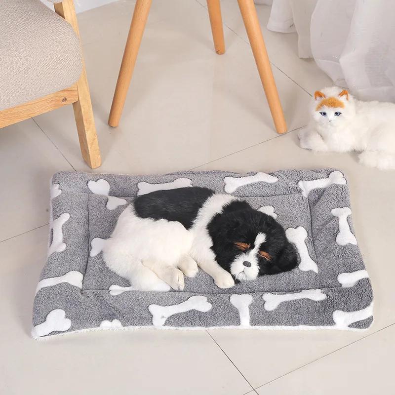 Reversible Plush Pet Bed for Cats & Small to Medium Dogs - Cozy Cartoon-Themed Flannel Mat, Machine Washable, Ideal for Winter Comfort, Plush Dog Bed