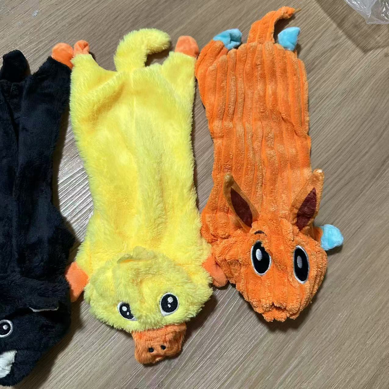 Flat No-Fill Squeaky Plush Dog Toys Dog Sound Toys Chew Toys Crinkle Dog Toys Durable Dog Chew Toys Plush Cute Animals Puppy Toys Teething Pet Toys Squeak for Small Dogs