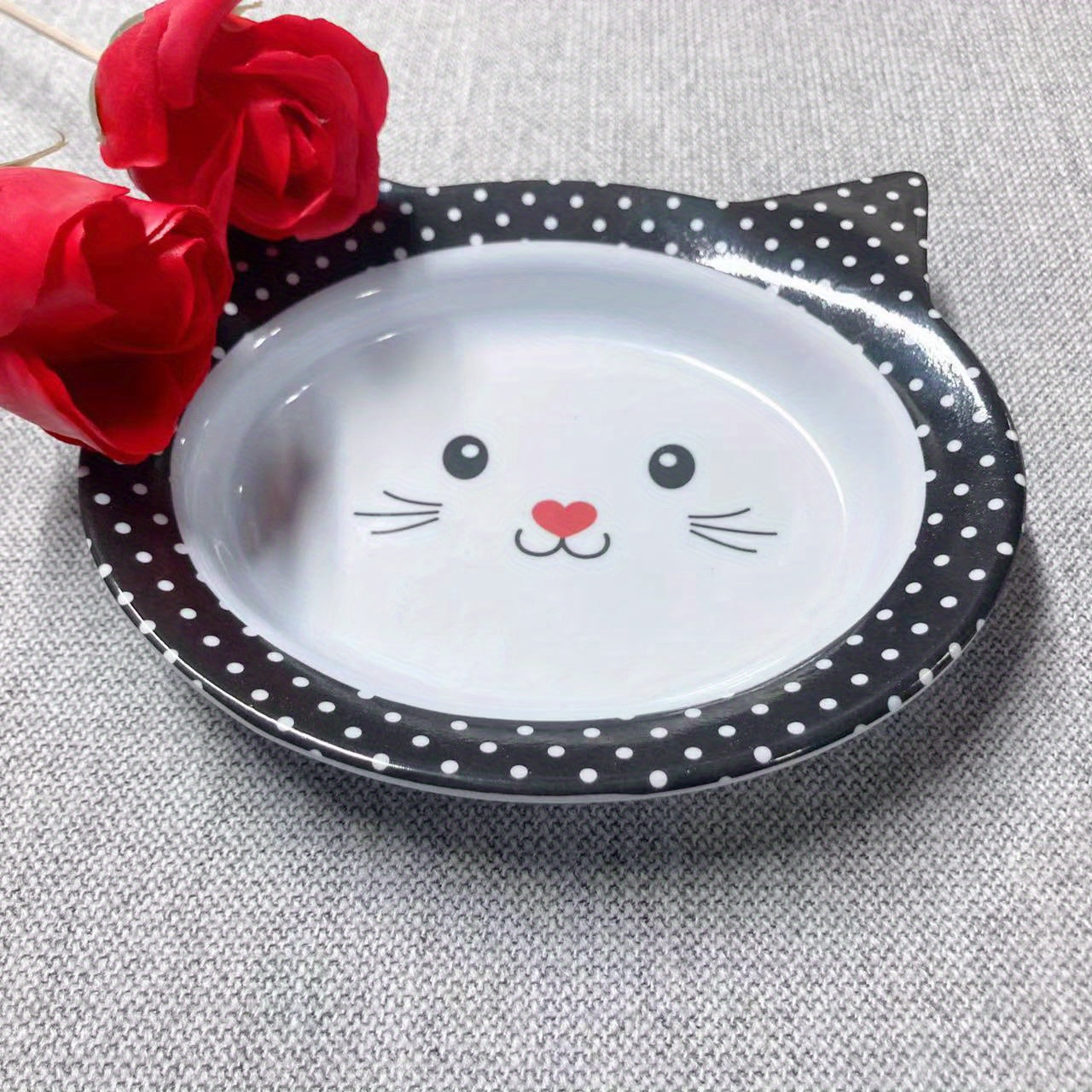 Whimsical Cat Face Shaped Pet Bowl - Feeding & Watering Supplies - Non-Slip Plastic Food and Water Dish with Stable Tableware for Easy Mealtime
