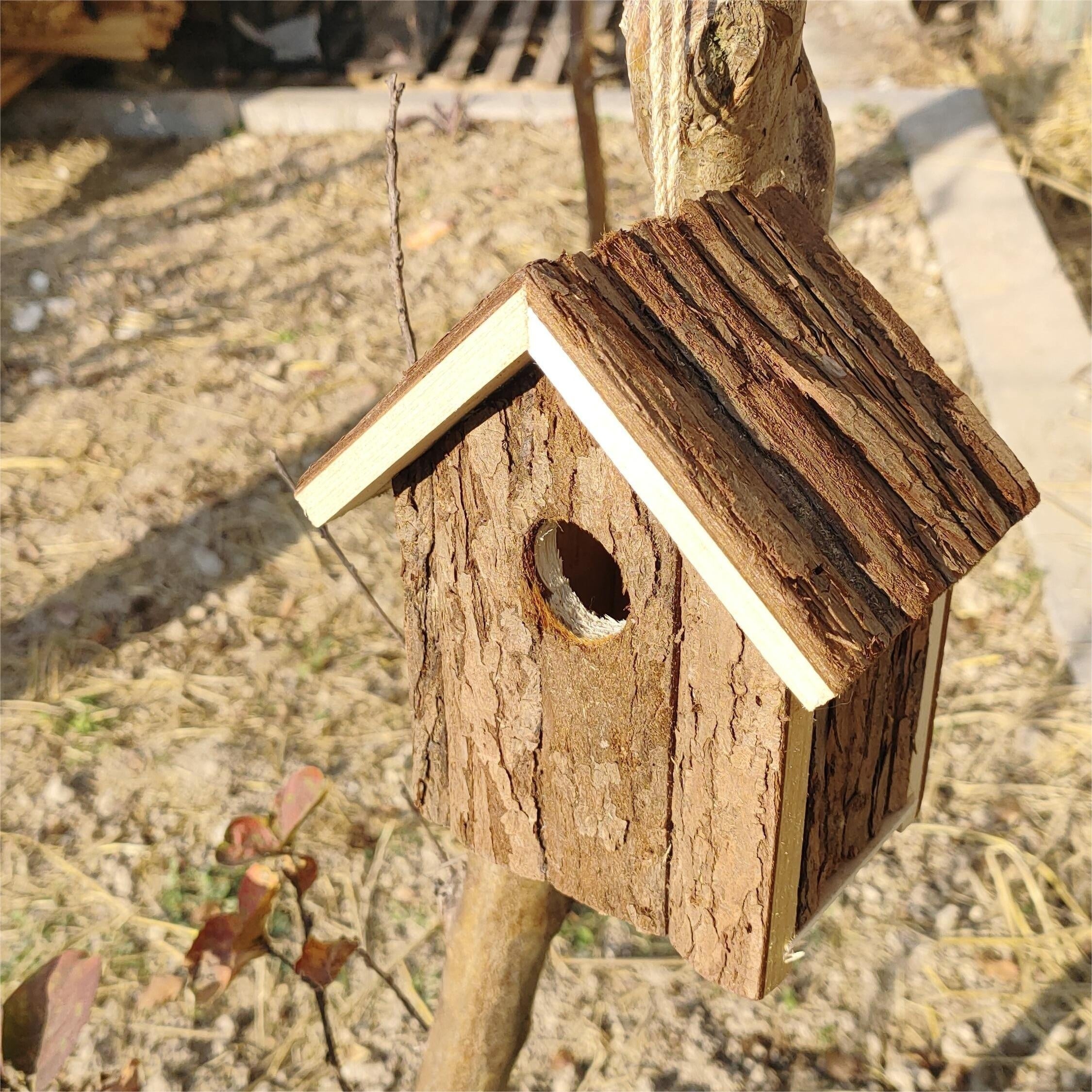 1pc Deluxe Wooden Bird House - Ventilated, Easy-Clean, Hanging Bird Nest with Rope - Outdoor Bird Cage Accessories for Garden, Patio, Backyard
