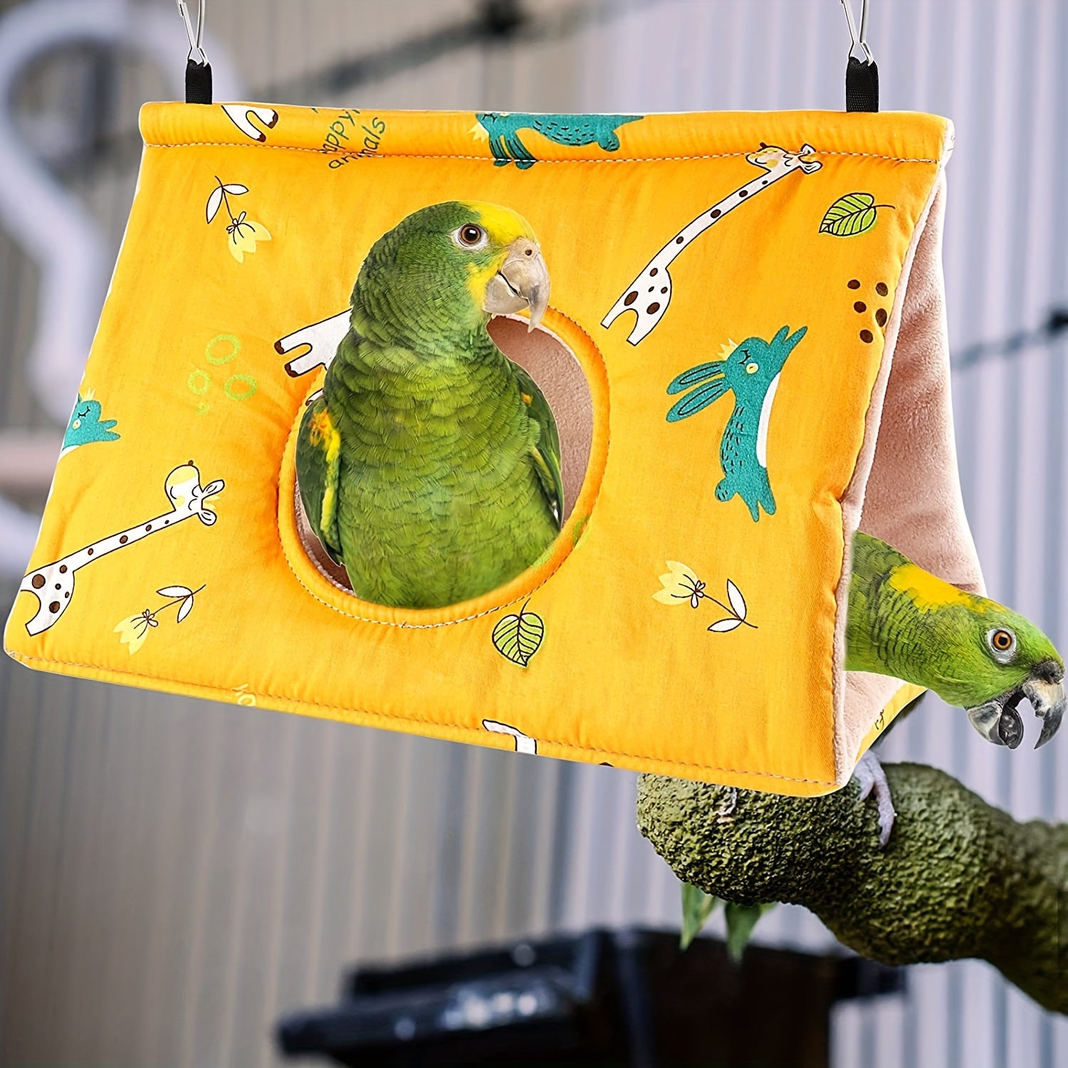 Cozy Ultra-Warm Triangle Bird Nest - Flannel Hanging Hammock for Parrots & Small Birds, Decorative Cage Accessory