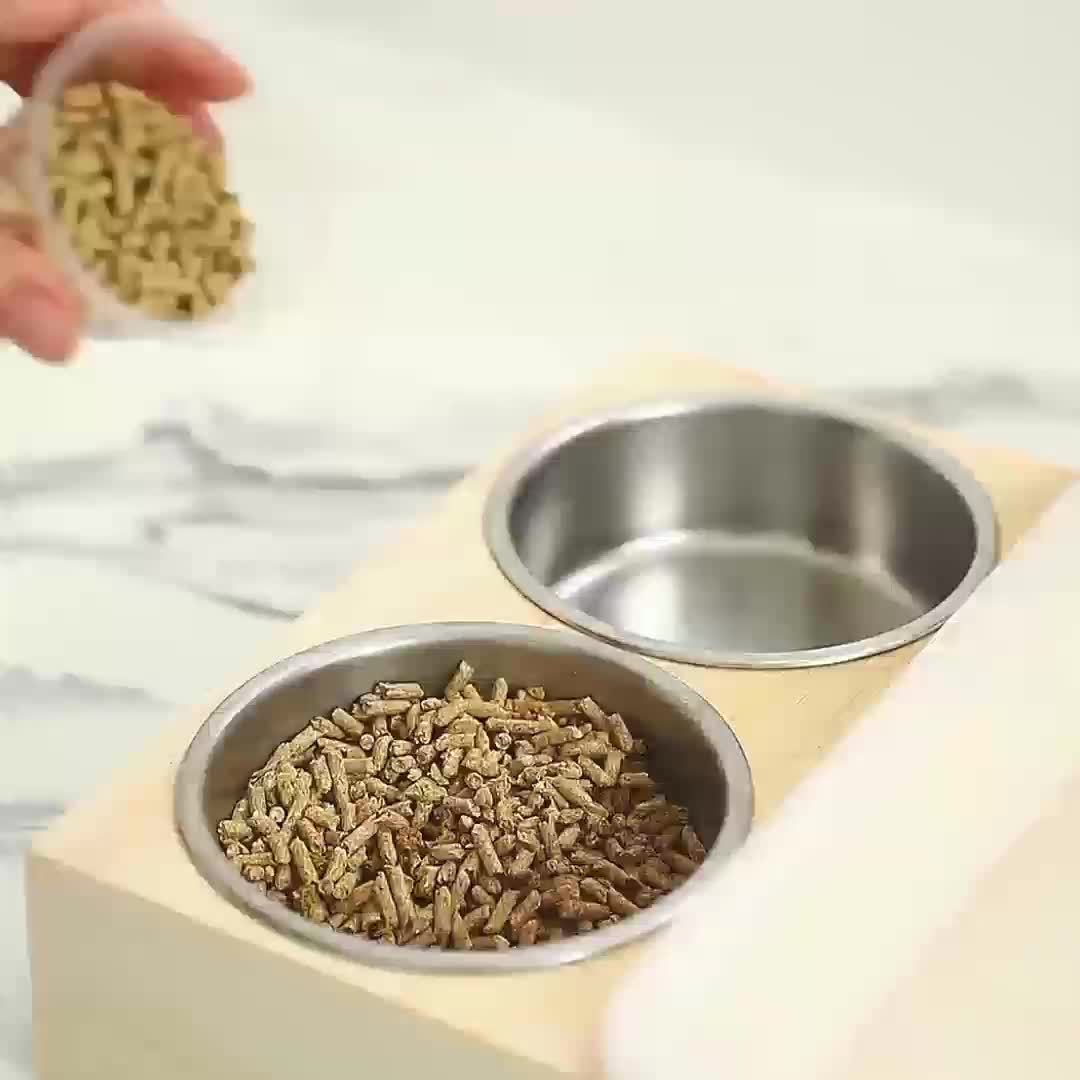 Small Pet Feeding Station with Hay Rack, Cat Litter Box & Dual Bowls - Ideal for Rabbits and Guinea Pigs