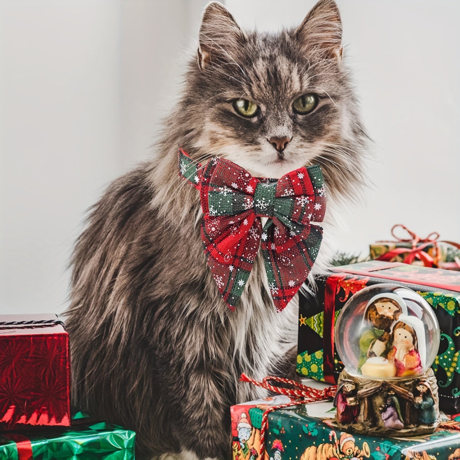 Christmas Plaid Dog Collar with Detachable Bowtie, Adjustable Pet Collar for Cats and Dogs, Durable Polyamide Material with Press Buckle and D-Ring, Perfect for Holiday Parties, Birthdays, and Daily Wear - Red (S/M/L)
