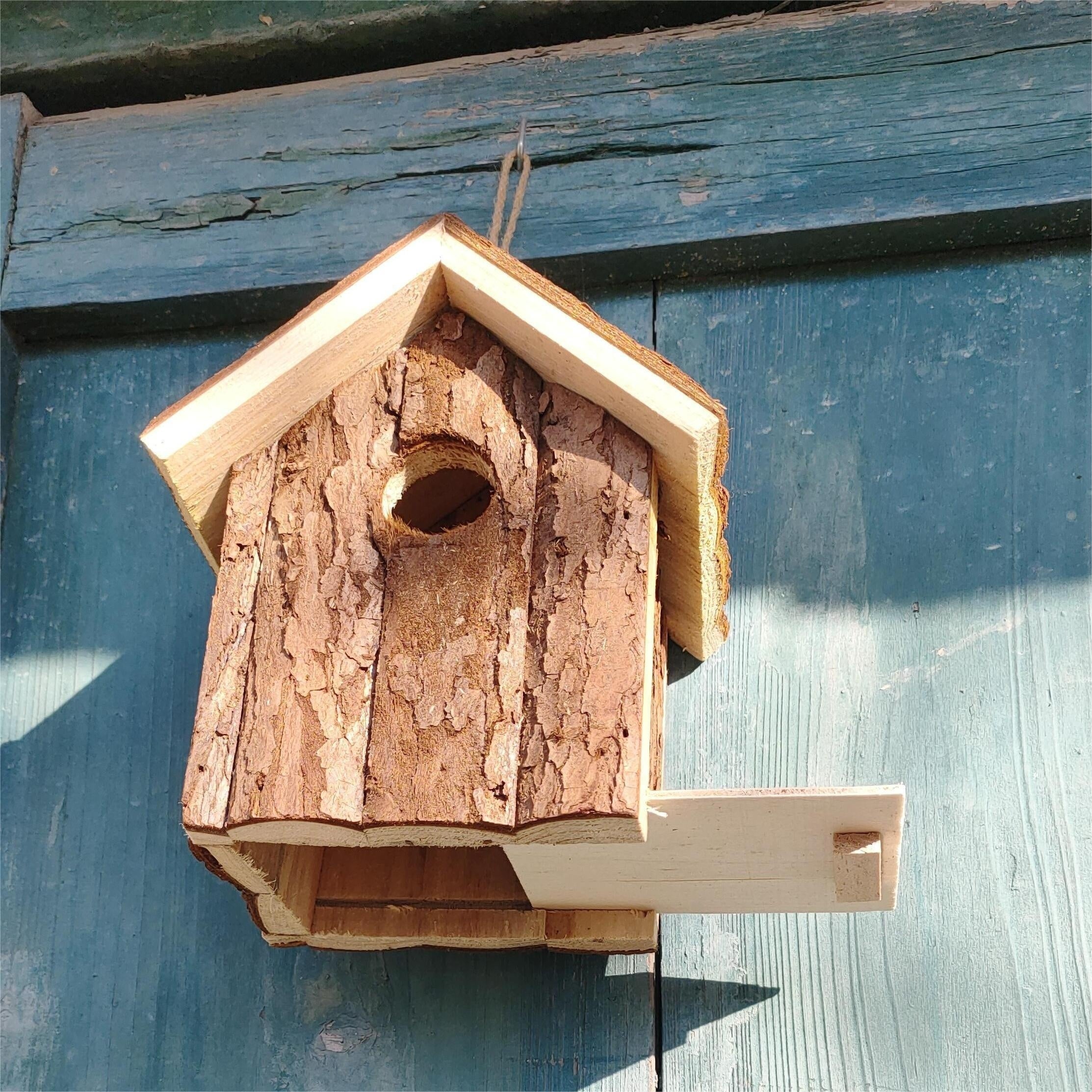 1pc Deluxe Wooden Bird House - Ventilated, Easy-Clean, Hanging Bird Nest with Rope - Outdoor Bird Cage Accessories for Garden, Patio, Backyard