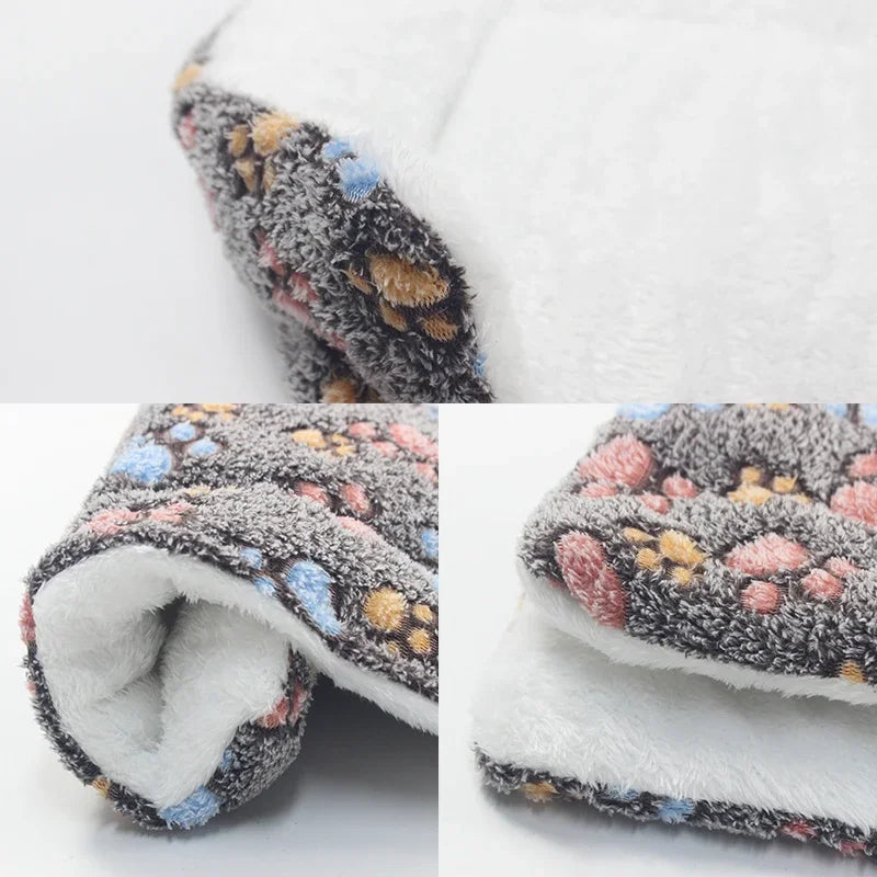 Flannel Thickened Dog Bed Mat Soft Pet Sleeping Mat for Dogs Cats Winter Warm Pet Blanket Home Square Dog Mat Dog Nest