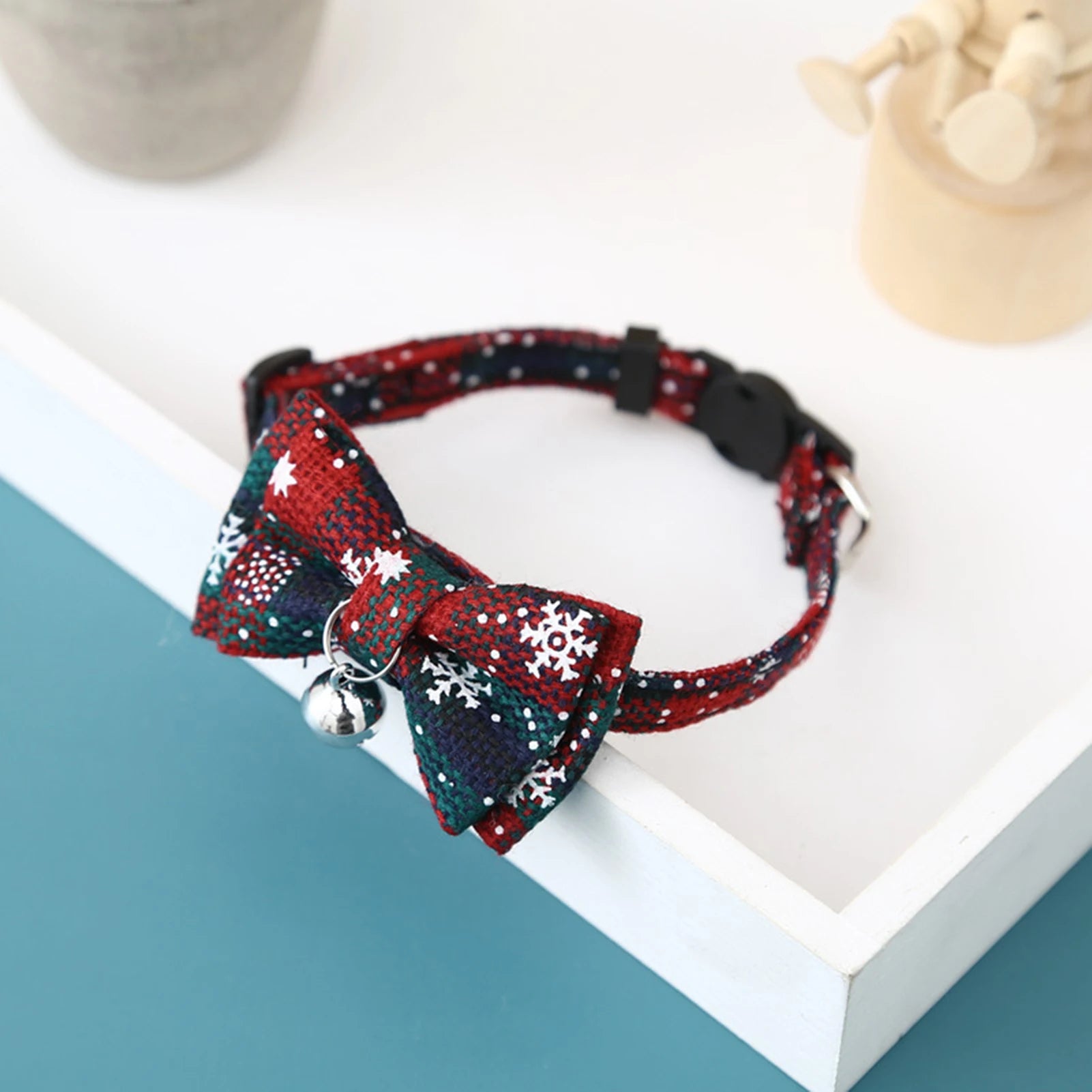 Pet Breakaway Cat Collar Bow Tie And Bell Cute Plaid Christmas Red Elastic Adjustable Dog Collar With Sash Small Bell For Cats
