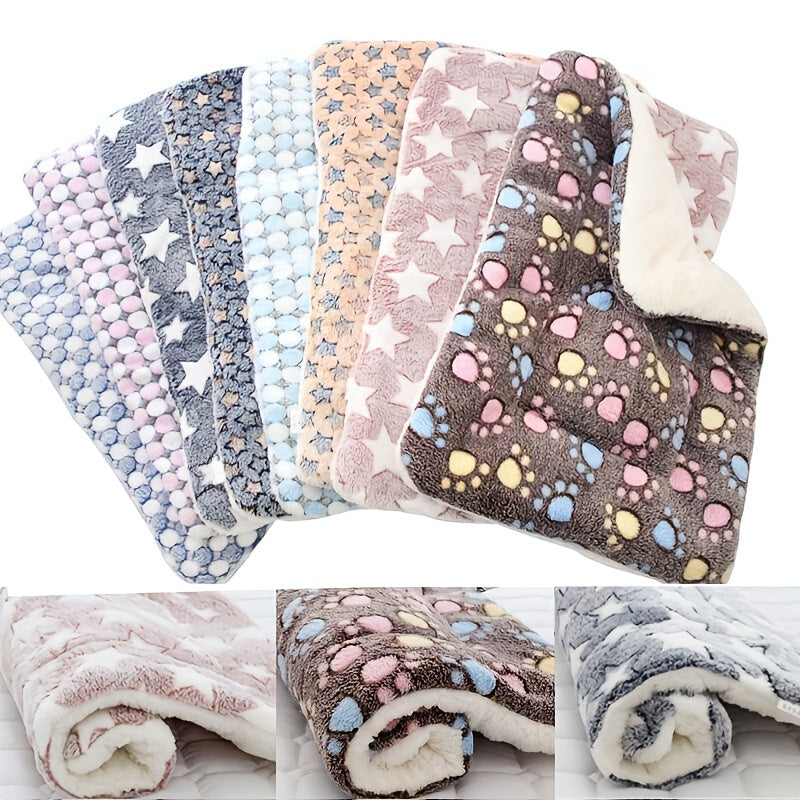 1pc Cozy Flannel Pet Bed Mat, Soft Cartoon Pattern Dog Sleeping Pad, Machine Washable, Warm for Autumn and Winter, Suitable for Extra Small to Medium Breeds, Pet Bed Warmer|Inviting Pet Comfort|Plush Fabric