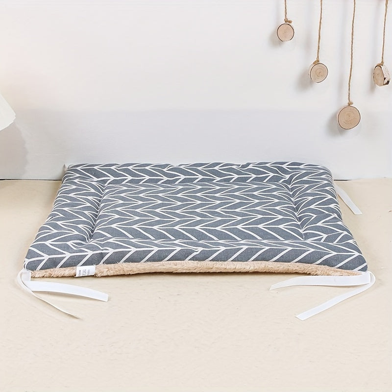 1 Piece Reversible Plush Cartoon Print Pet Bed - Soft Polyester Square Mat with Tie Straps, Polyester Fiber Filled for Ultimate Comfort, Assorted Fun Patterns, Perfect for Small to Medium Cats