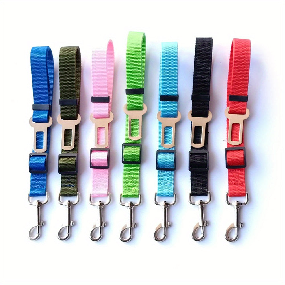Retractable Dog Seat Belt for Safe Car Travel - Adjustable, Comfortable Harness and Leash - Ideal for Securing Pets on the Move