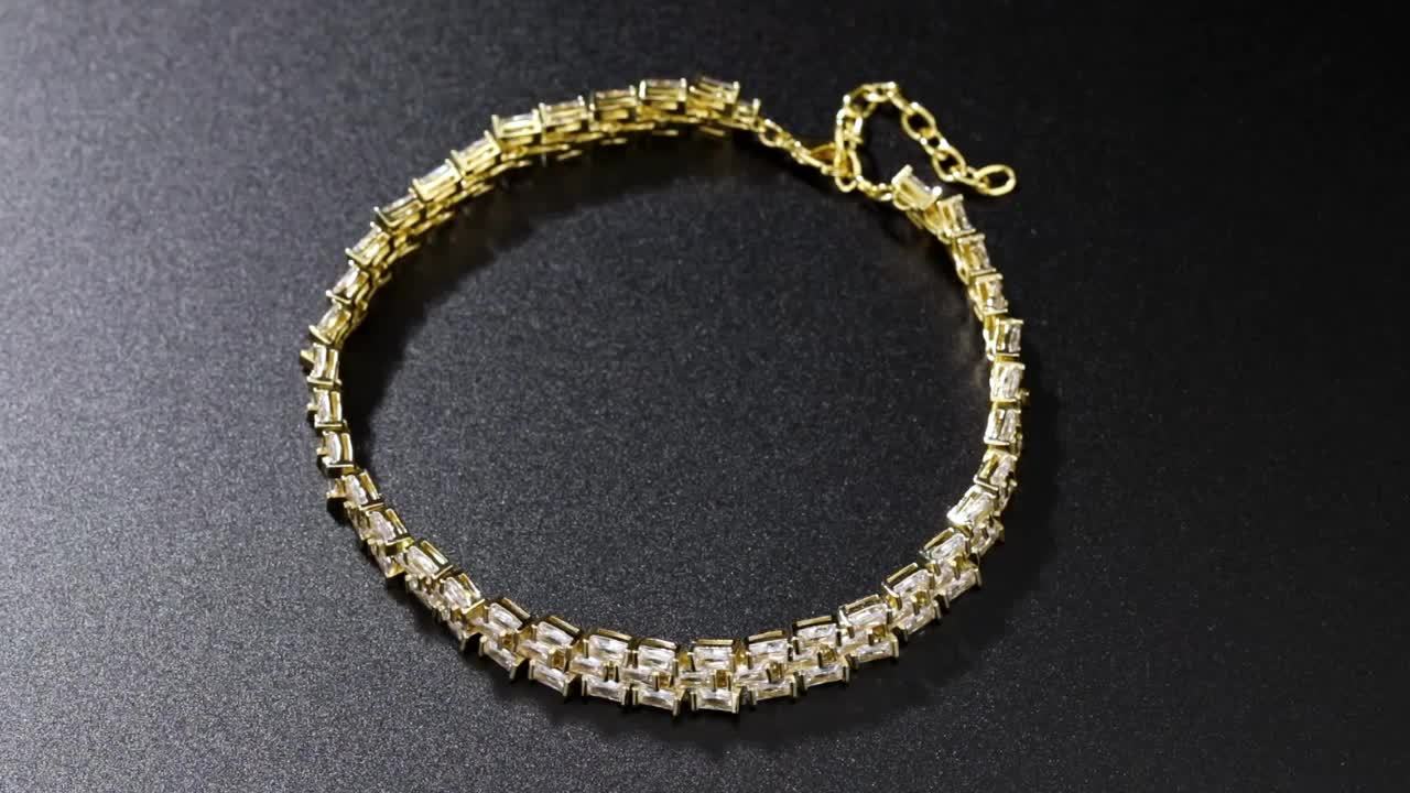 Elegant Dog/Cat Pet Collar Necklace, Adjustable 12mm Copper Chain With Crystal Accents, XS To L Sizes, Silver/Gold Finish, Comfort Fit Animal Jewelry