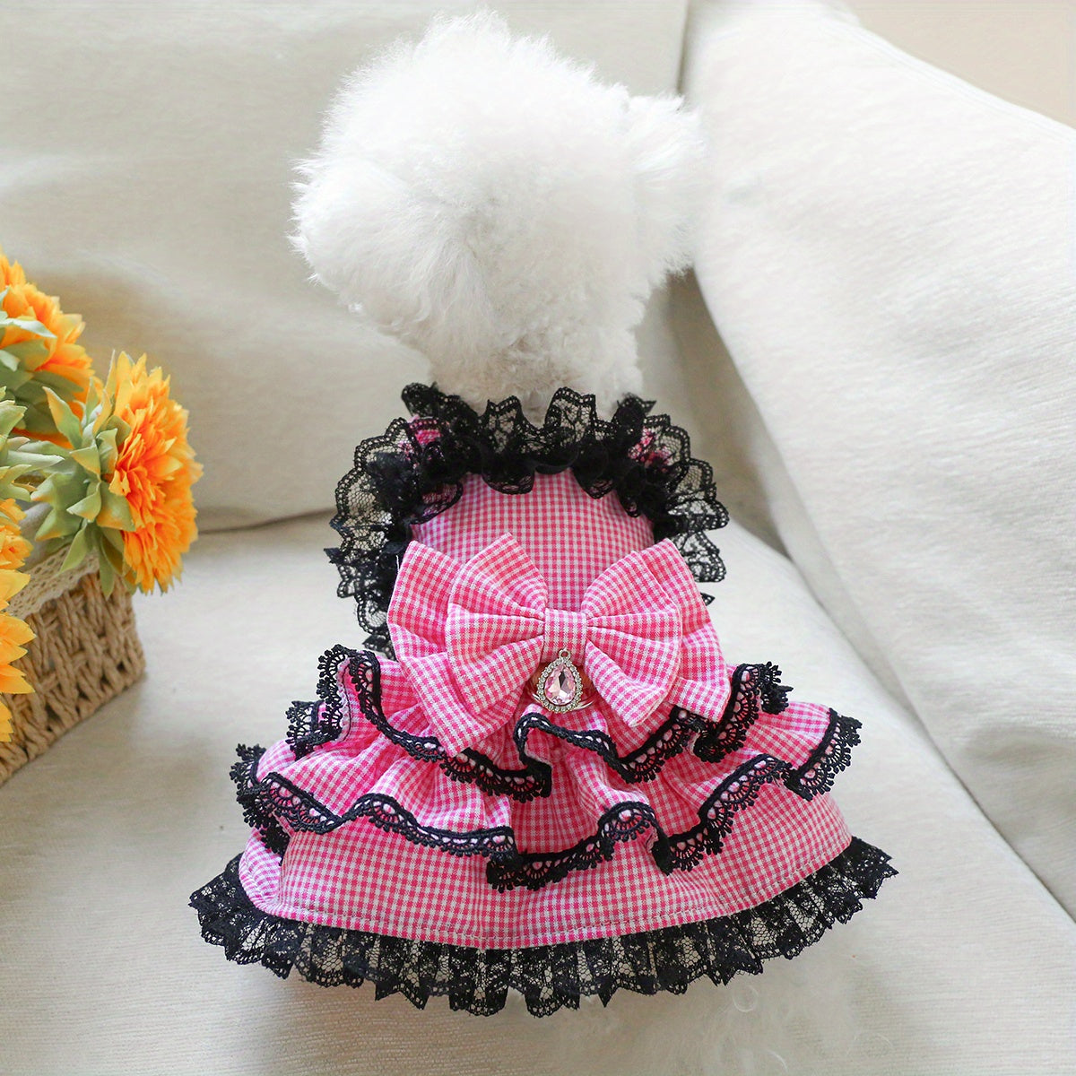 [Small Chic Pink Lace Dress] Chic Pink Lace Dog Dress - Comfortable & Stylish Pet Apparel for Small Breeds, Perfect for Spring/Summer