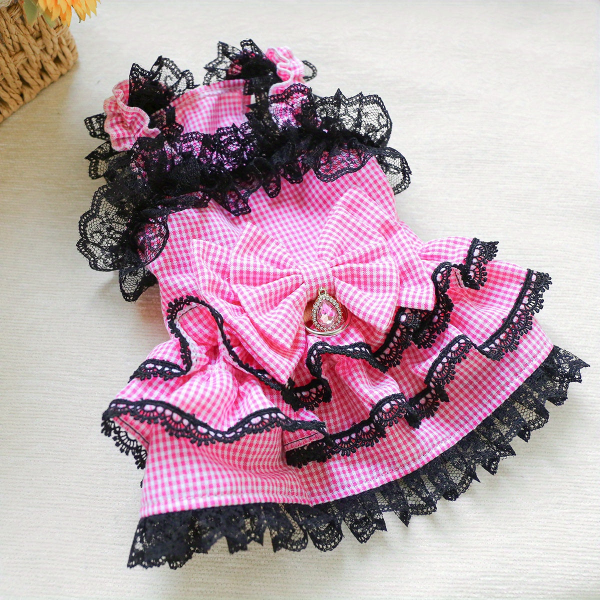 [Small Chic Pink Lace Dress] Chic Pink Lace Dog Dress - Comfortable & Stylish Pet Apparel for Small Breeds, Perfect for Spring/Summer