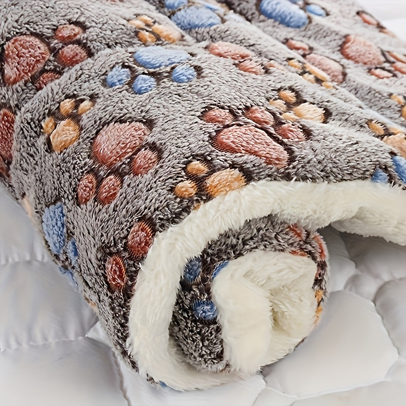1pc Cozy Flannel Pet Bed Mat, Soft Cartoon Pattern Dog Sleeping Pad, Machine Washable, Warm for Autumn and Winter, Suitable for Extra Small to Medium Breeds, Pet Bed Warmer|Inviting Pet Comfort|Plush Fabric
