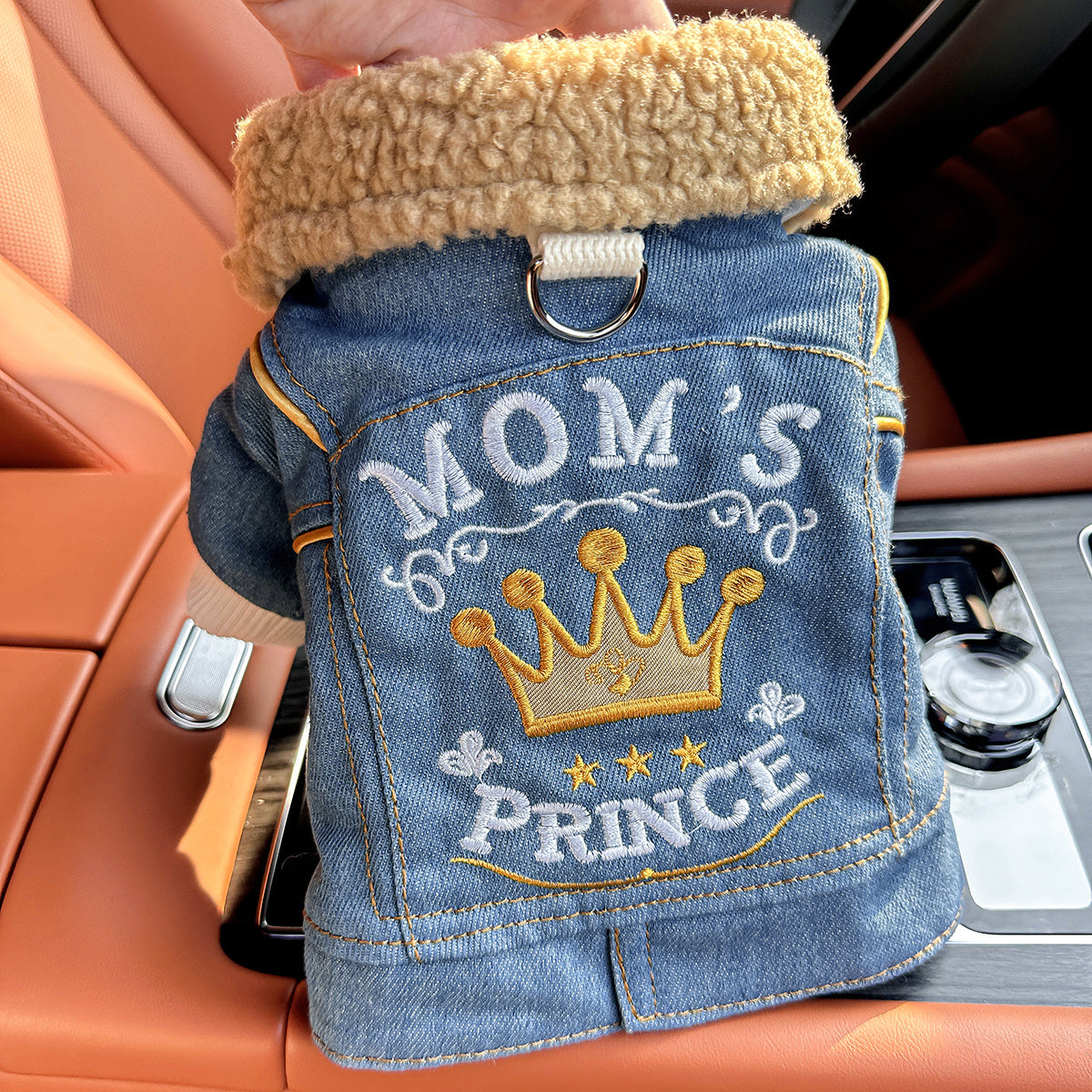 [Chic Denim Dog Jacket] Comfortable Chic Denim Dog Jacket for Small Breeds - Tail Wagging, Stylish Pet Apparel with Snap Closure, Perfect for Spring/Fall