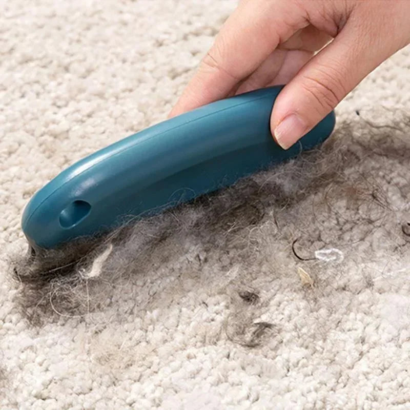 Pet Hair Cleaning Brush Dog Cat Hair Remover Pet Hair Detailer for Cars Furniture Carpets Clothes Pet Beds Chairs