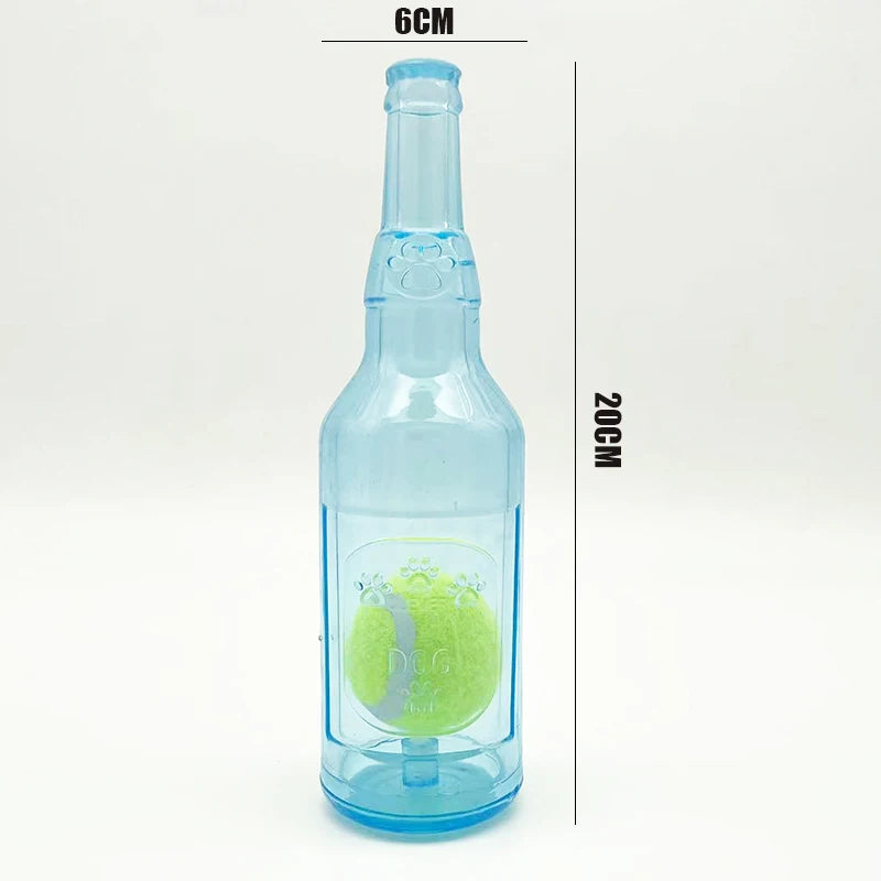 Juguete masticable para mascotas, botella de cerveza resistente a mordeduras de TPR con pelota de tenis, juguete interactivo para masticar y chirriar para cachorros y perros.