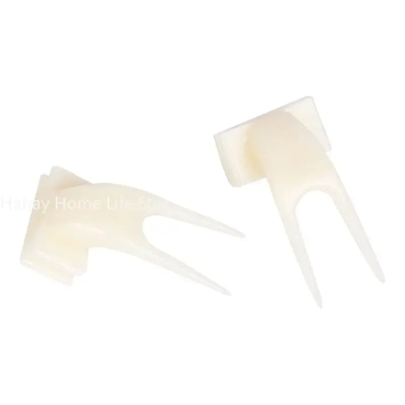 1 Pcs Bird Parrot Fruit Fork Pet Supplies Plastic Food Rack Cage Feeding Pet Supplies Fruit Snack Fork Bird Cage Accessories