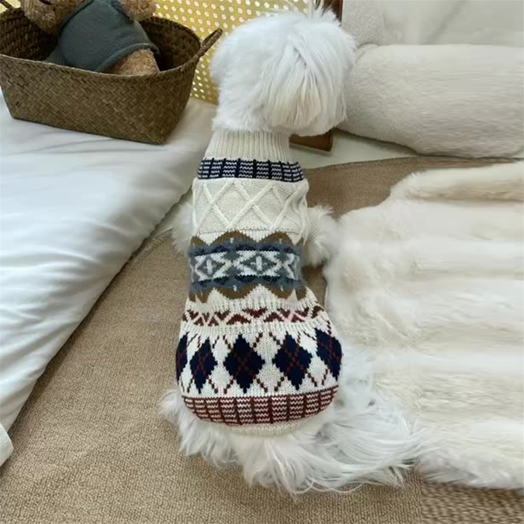 [Small to Medium Acrylic Sweater] All-Season Acrylic Dog Sweater, Cozy Pullover Pet Apparel, Retro Rhombus Pattern, Machine Washable, for Small to Medium Breeds, Ideal for Spring, Fall & Winter, Without Battery
