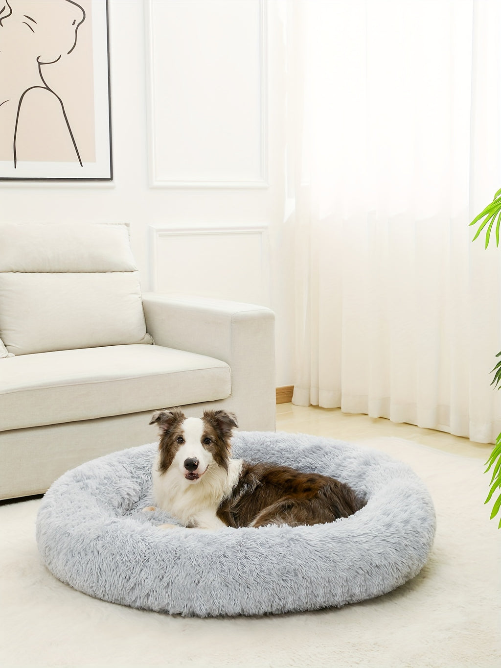 Cozy Fluffy Faux Fur Plush Pet Bed - Soft, Warming, Round, Long-Lasting Comfort for Small to Medium Dogs and Cats - Ideal for Cold Winter Nights and Snuggle Lovers