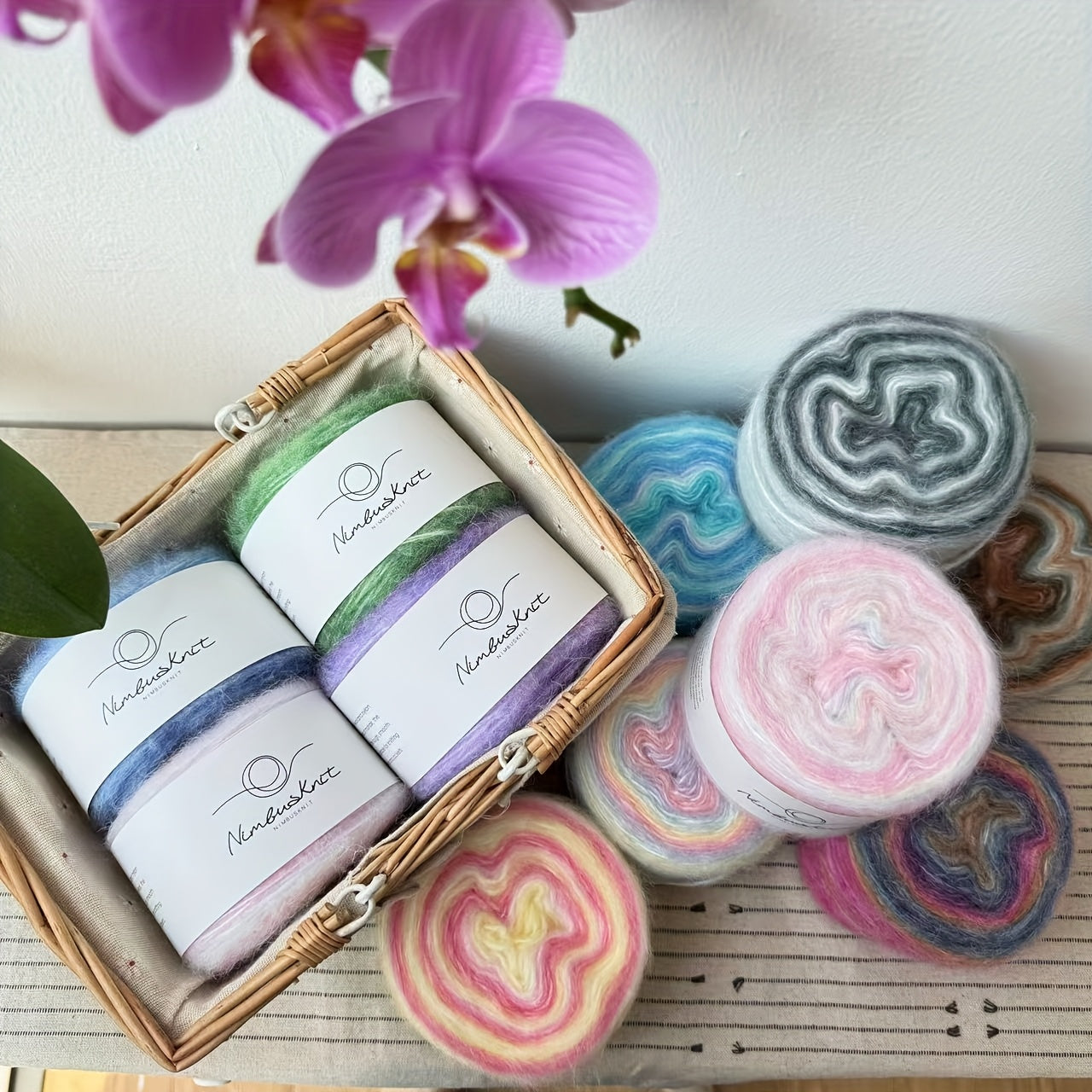 4 Pce/set, 400g Yarn, Hand-knitted Yarn, Spray Yarn, Cloud Yarn, Cake Yarn, And Rainbow Yarn, Soft And Comfortable, Suitable for Crochet, Scarves, Sweaters, Shawls, Blankets, Pet Toys, Handmade Gifts, Halloween, Christmas, An