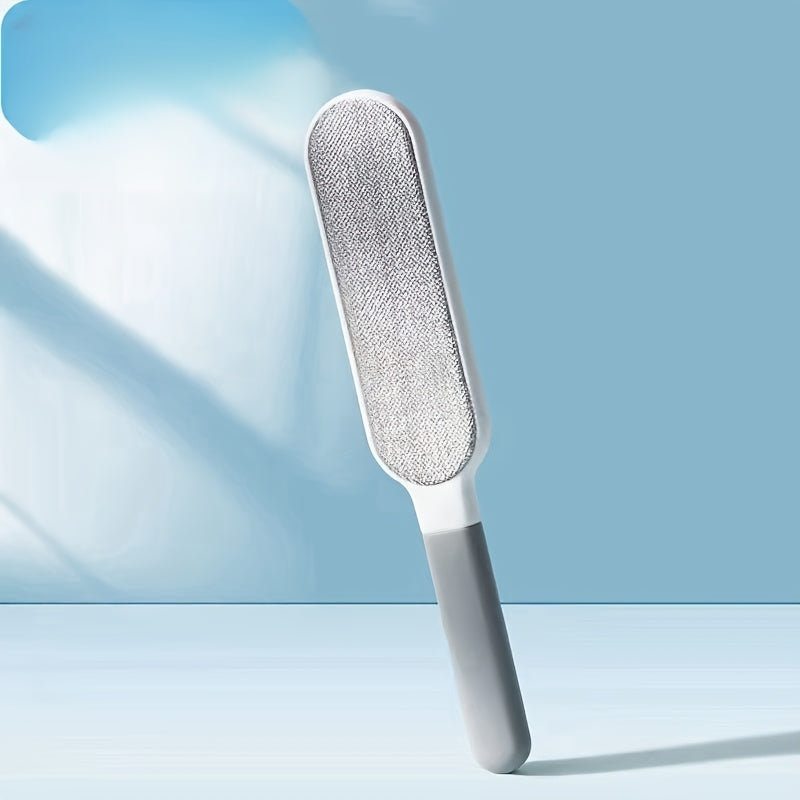 [No Electricity Needed Lint Remover] Reusable Lint Remover, Dual-Sided Pet Hair and Dust Brush, Manual Electrostatic Cleaning Tool, Durable Polypropylene, with No Electricity Needed for Clothes, Sofa, Furniture, Bedding, Carp